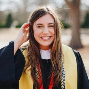 Meet your Posher, Aly